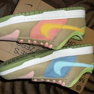 Nike dunk low retro se size 9.5